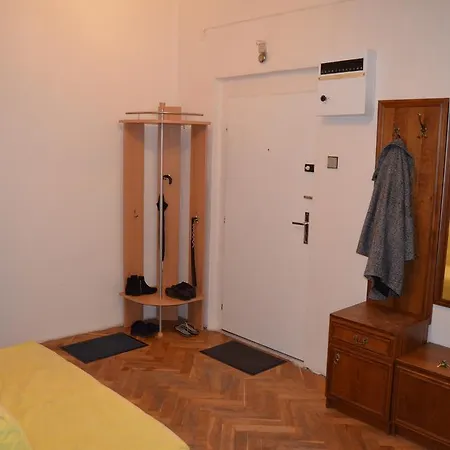 Opletalova Apt