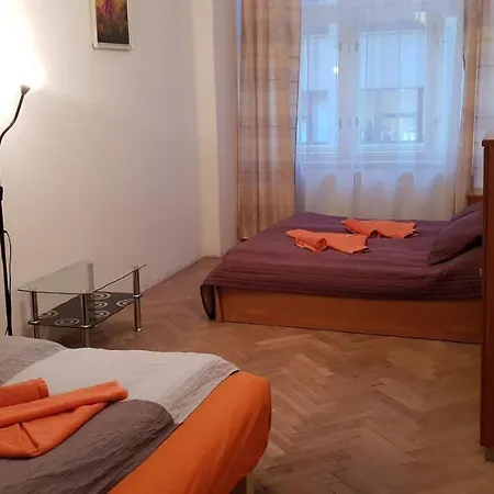 Opletalova Apt * Prague